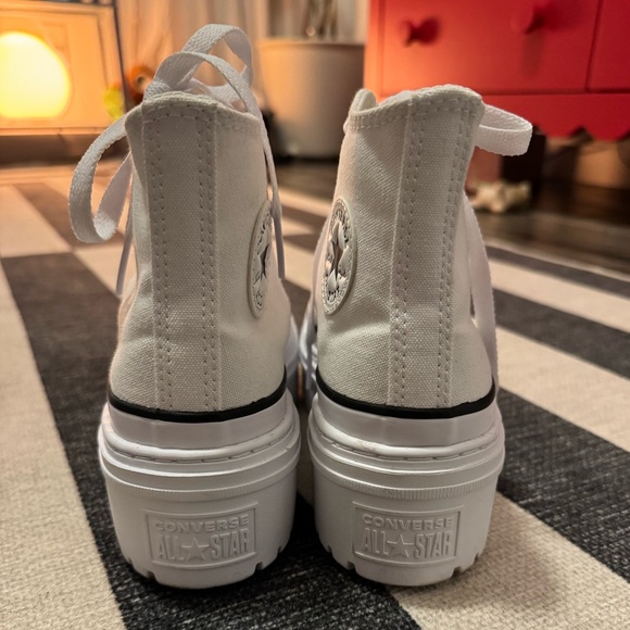 Women’s Converse Chuck Taylor All Star High Top Lugged Heel Platform Shoe White - Picture 5 of 8